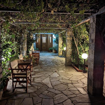 Guesthouse Christos Skopelos Town Exterior foto
