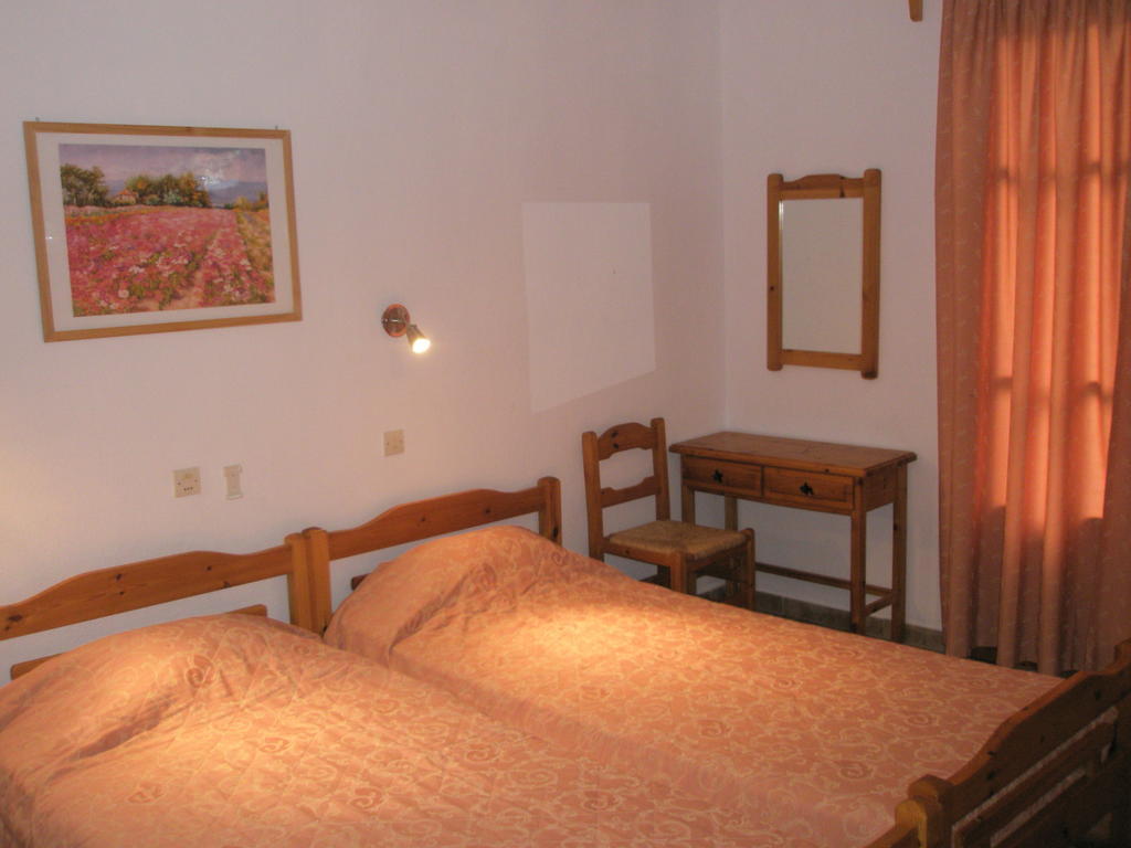 Guesthouse Christos Skopelos Town Exterior foto