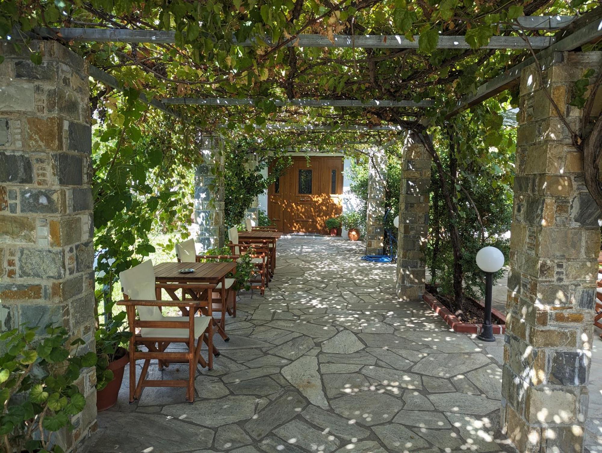 Guesthouse Christos Skopelos Town Exterior foto