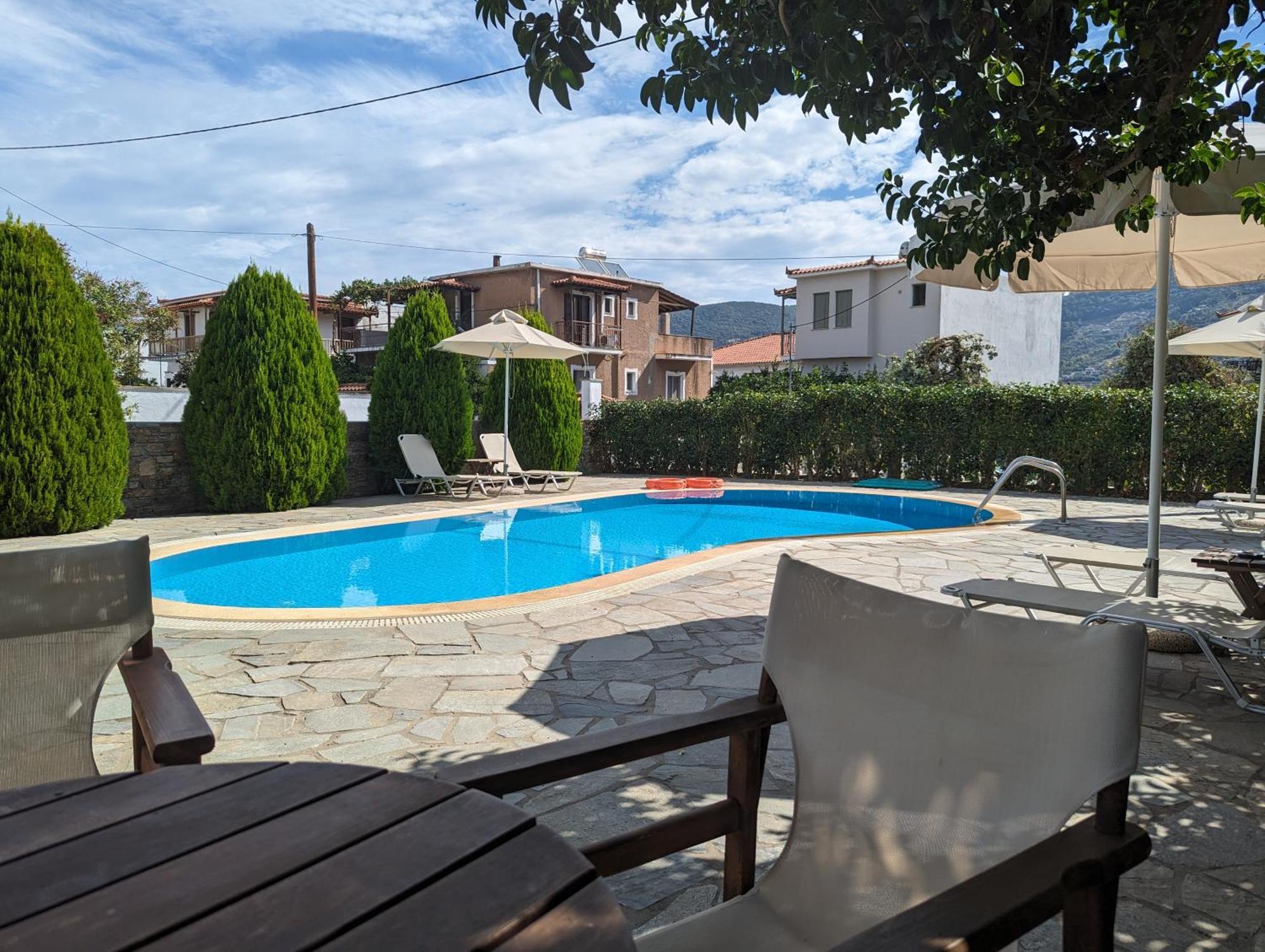 Guesthouse Christos Skopelos Town Exterior foto