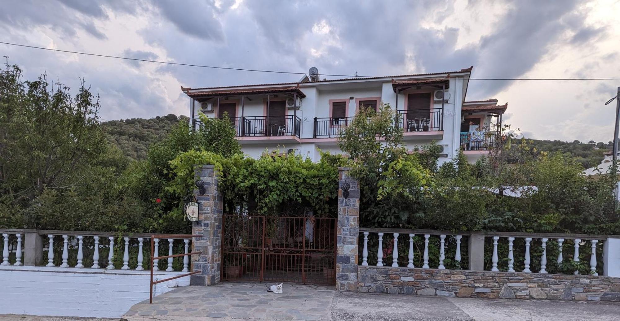 Guesthouse Christos Skopelos Town Exterior foto