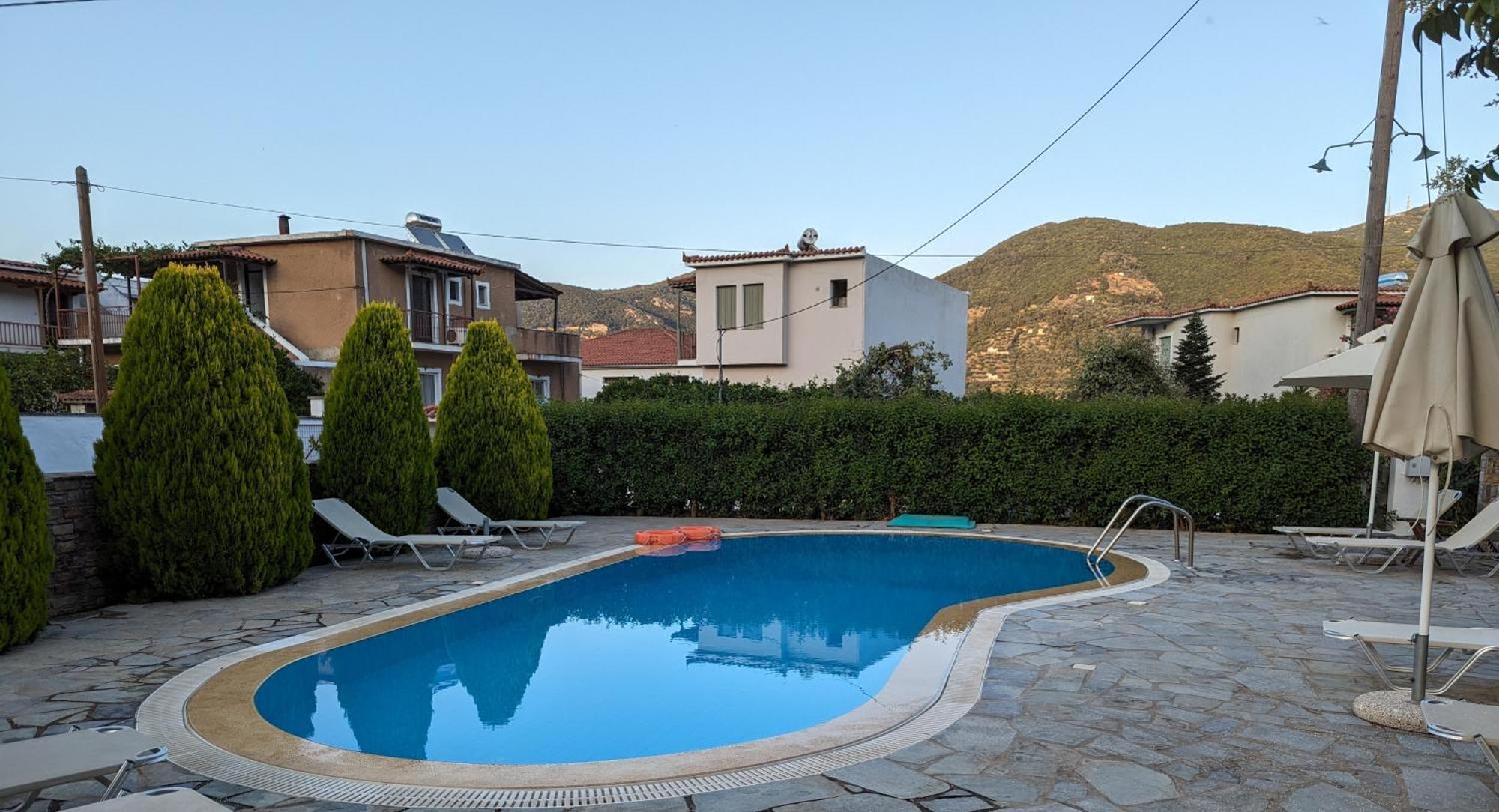 Guesthouse Christos Skopelos Town Exterior foto