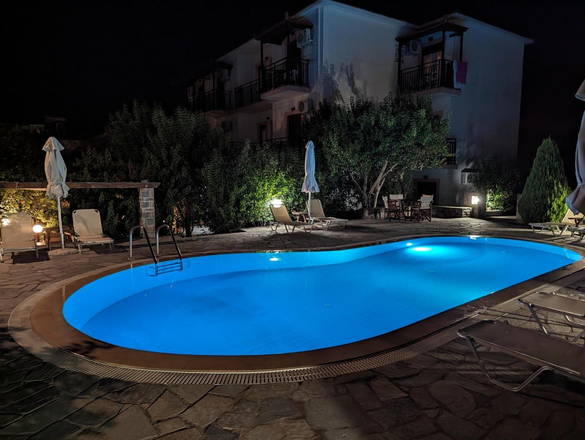 Guesthouse Christos Skopelos Town Exterior foto