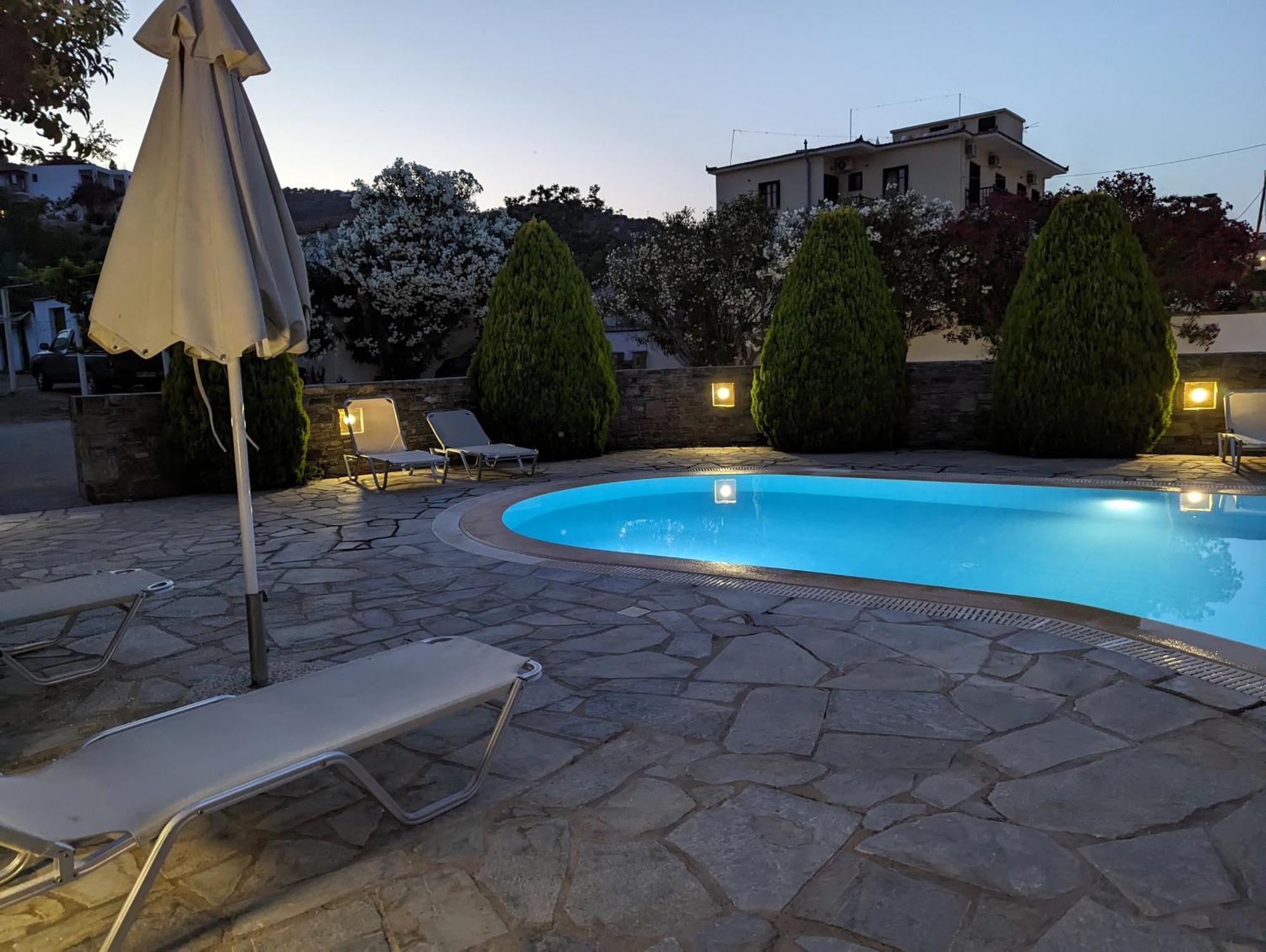 Guesthouse Christos Skopelos Town Exterior foto