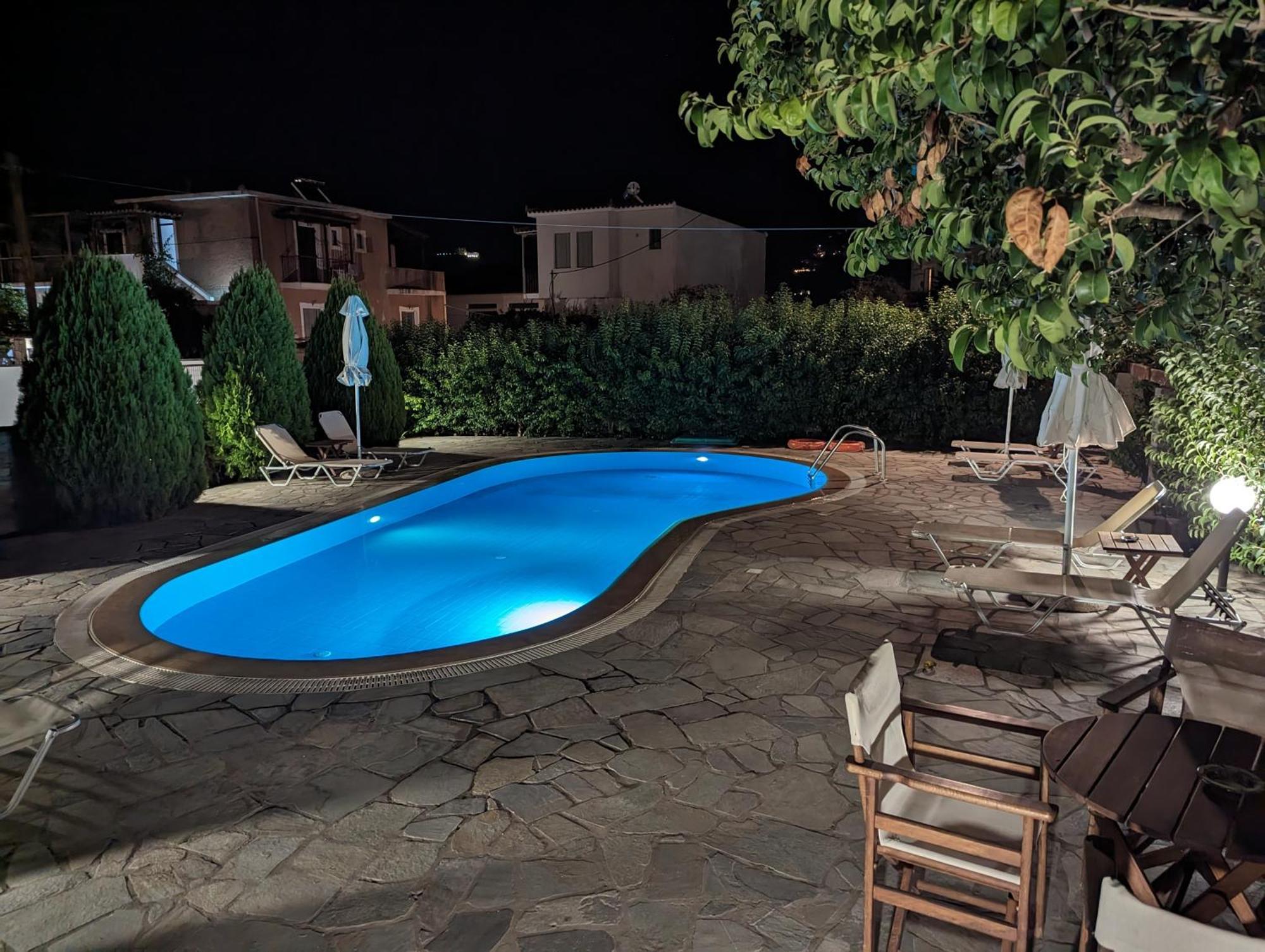 Guesthouse Christos Skopelos Town Exterior foto