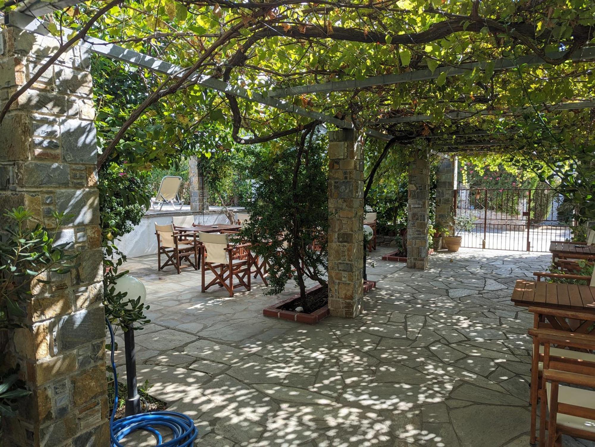 Guesthouse Christos Skopelos Town Exterior foto