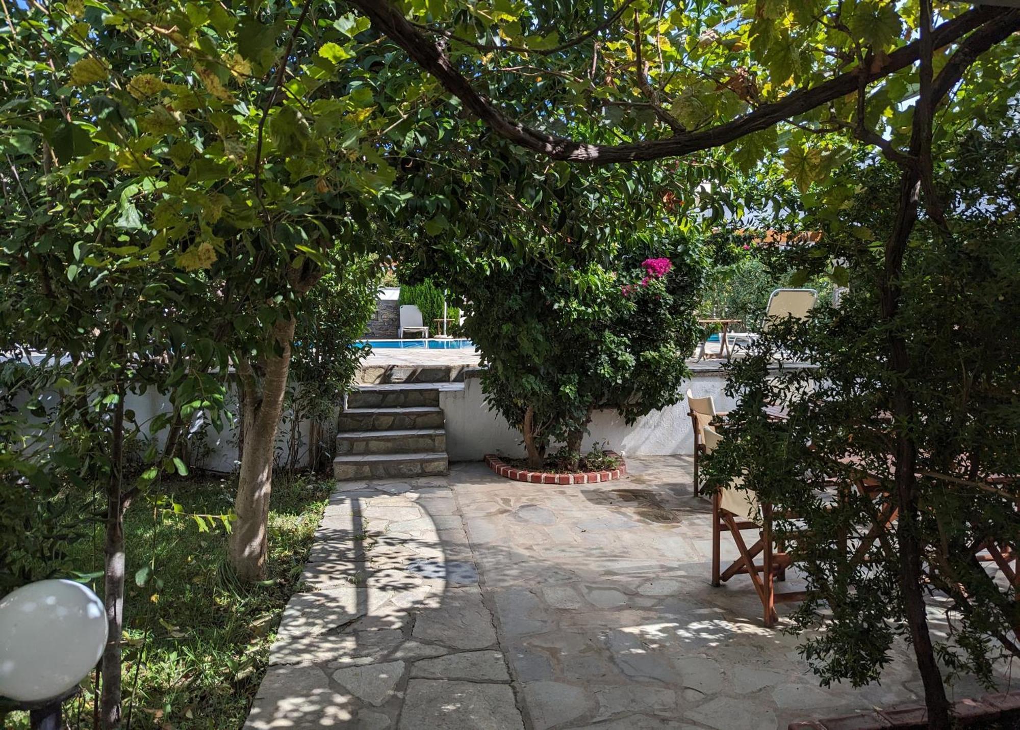 Guesthouse Christos Skopelos Town Exterior foto
