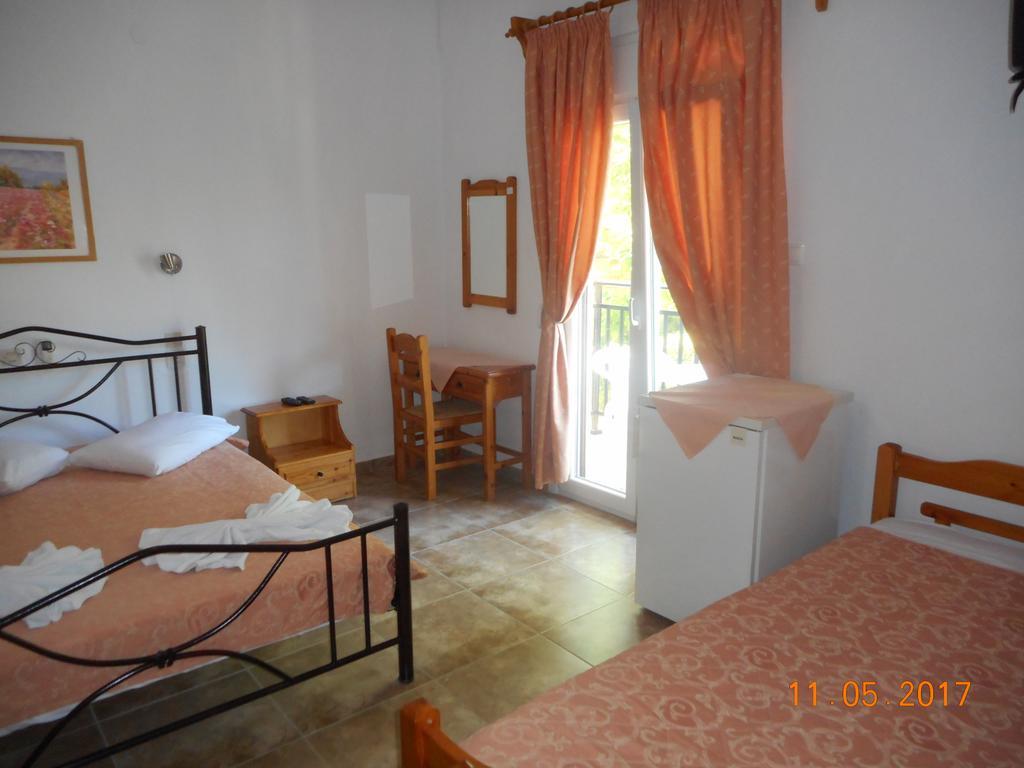 Guesthouse Christos Skopelos Town Exterior foto